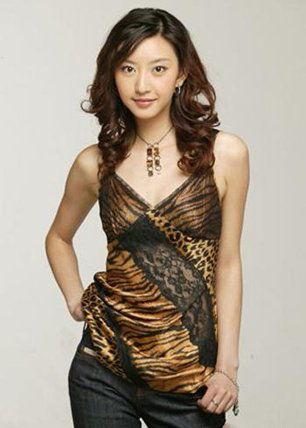 唐一菲个人资料简介,从影视新星到实力派演员的蜕变之路